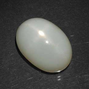 Pietra di luna stellata naturale crema da 11,08 ct, taglio ovale, traslucido