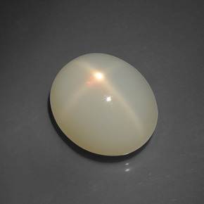 Pietra di luna stellata naturale bianco da 16,96 ct, taglio ovale, traslucido