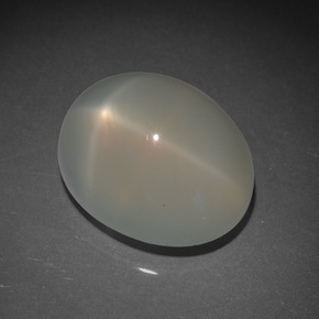 Pietra di luna stellata naturale crema da 17,15 ct, taglio ovale, traslucido
