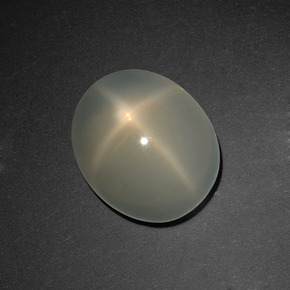 Pietra di luna stellata Color crema naturale da 5.74 ct, Taglio ovale, Traslucido