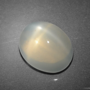 Pietra di luna stellata naturale crema da 4,02 ct, taglio ovale, traslucido