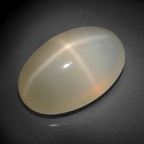 Pietra di luna stellata naturale crema da 33,90 ct, taglio ovale, traslucido