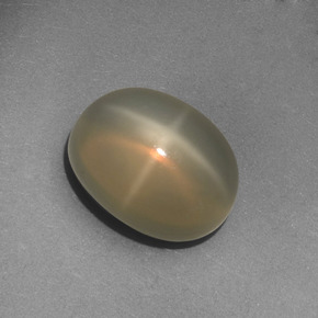 Pietra di luna stellata Color crema naturale da 4.62 ct, Taglio ovale, Traslucido