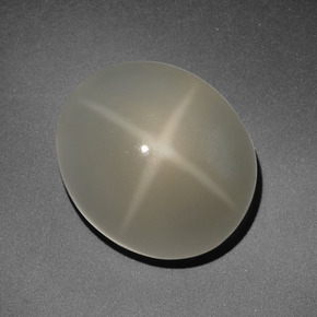 Pietra di luna stellata naturale crema da 9,94 ct, taglio ovale, traslucido