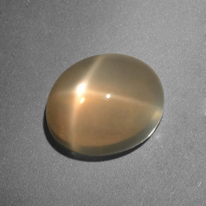 Pietra di luna stellata naturale crema da 3,49 ct, taglio ovale, traslucido