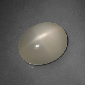 Pietra di luna stellata Giallo chiaro naturale da 5.21 ct, Taglio ovale, Traslucido