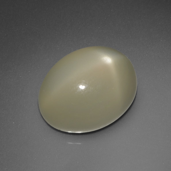 Pietra di luna stellata naturale giallo da 7,34 ct, taglio ovale, traslucido