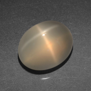 Pietra di luna stellata naturale arancione da 4,97 ct, taglio ovale, traslucido