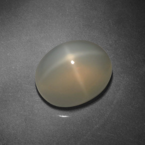 Pietra di luna stellata Color crema naturale da 3.93 ct, Taglio ovale, Traslucido