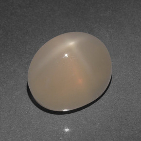 Pietra di luna stellata naturale arancione da 4,66 ct, taglio ovale, traslucido