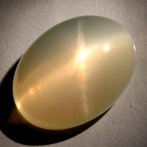 Pietra di luna stellata naturale arancione da 18,09 ct, trasparente, trasparente/traslucido