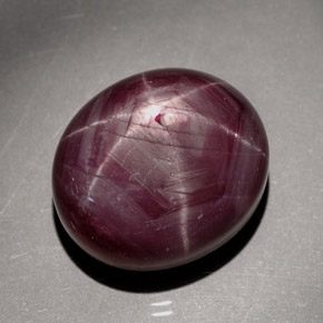 Rubino stellato naturale rosso da 26,50 ct, taglio ovale, opaco
