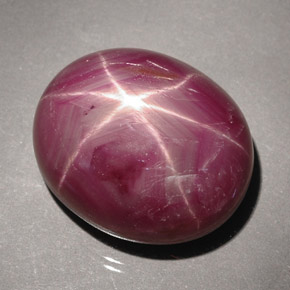 Rubino stellato naturale rosso da 31,05 ct, taglio ovale, opaco