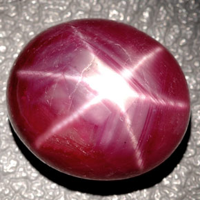 Rubino stellato naturale rosso da 24,37 ct, taglio ovale, opaco