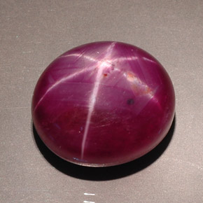 Rubino stellato naturale rosso da 23,70 ct, taglio ovale, opaco