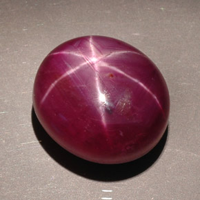 Rubino stellato naturale rosso da 23,70 ct, taglio ovale, opaco