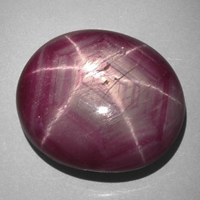 Rubino stellato naturale rosso da 45,11 ct, taglio ovale, opaco