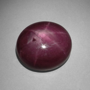 Rubino stellato naturale rosso da 32,36 ct, taglio ovale, opaco