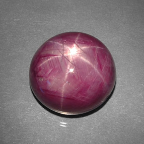 Rubino stellato naturale rosso da 43,70 ct, taglio ovale, opaco