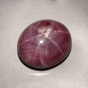Rubino stellato naturale rosso da 27,30 ct, taglio ovale, opaco