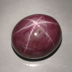 Rubino stellato naturale rosso da 46,74 ct, taglio ovale, opaco