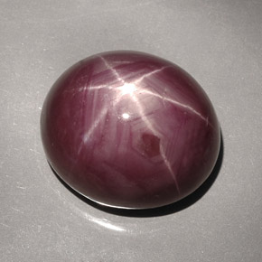 Rubino stellato naturale rosso da 42,66 ct, taglio ovale, opaco