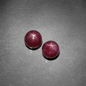 Rubino stellato naturale rosso da  ct, taglio rotondo, opaco