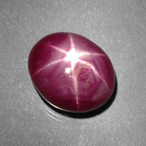 Rubino stellato naturale rosso da 6,65 ct, taglio ovale, opaco