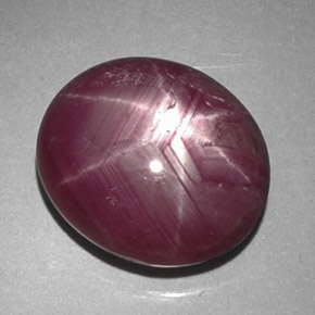 Rubino stellato Rosso violaceo naturale da 8.23 ct, Taglio ovale, Opaco