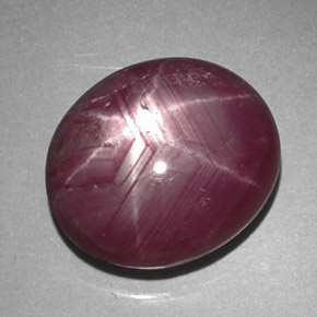 Rubino stellato Rosso violaceo naturale da 8.23 ct, Taglio ovale, Opaco
