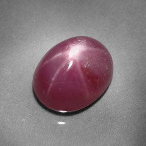 Rubino stellato naturale rosso da 2,20 ct, taglio ovale, opaco