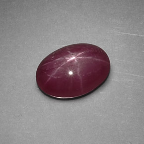 Rubino stellato Rosso violaceo naturale da 1.50 ct, Taglio ovale, Opaco