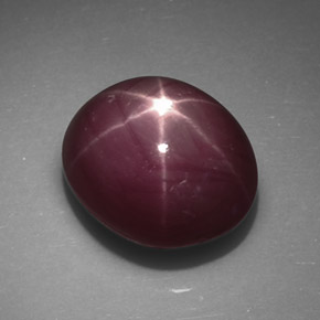Rubino stellato naturale rosso da 5,46 ct, taglio ovale, opaco