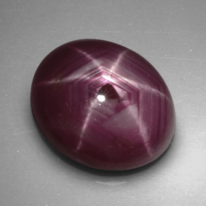 Rubino stellato naturale rosso da 4,77 ct, taglio ovale, opaco