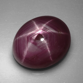 Rubino stellato naturale rosso da 4,77 ct, taglio ovale, opaco