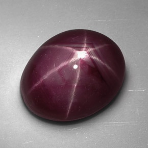Rubino stellato Rosso violaceo naturale da 4.71 ct, Taglio ovale, Opaco