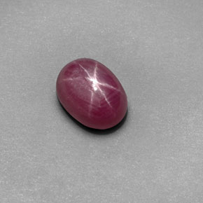 Rubino stellato Rosso tendente al rosa naturale da 1.63 ct, Taglio ovale, Opaco