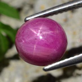 Rubino stellato Rosso violaceo naturale da 4.29 ct, Taglio rotondo, Opaco
