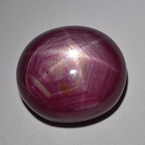 Rubino stellato Rosso tendente al rosa naturale da 26.85 ct, Taglio ovale, Opaco