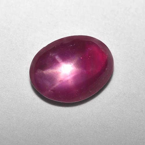 Rubino stellato naturale rosso da 0,64 ct, taglio ovale, traslucido