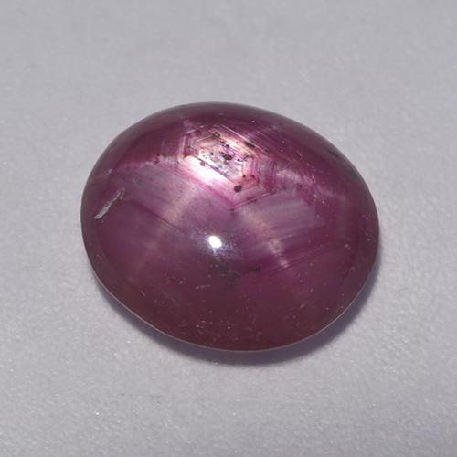 Rubino stellato Viola medio-scuro naturale da 4.50 ct, Taglio ovale, Traslucido