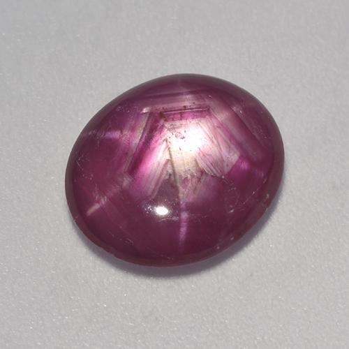 Rubino Stellato Rosso scuro naturale da 3.53 ct, Ovale, Traslucido