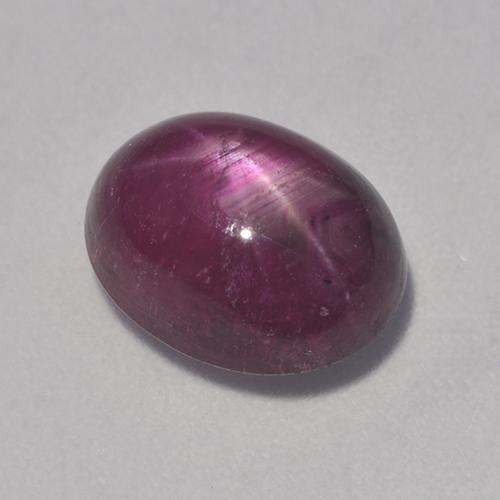 Rubino stellato naturale porpora da 4,90 ct, taglio ovale, traslucido