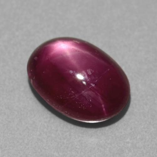 Rubino stellato naturale porpora da 3,03 ct, taglio ovale, traslucido