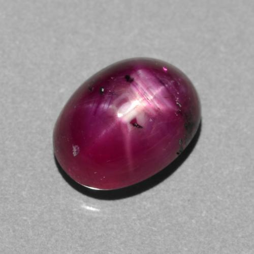 Rubino stellato Viola rossastro medio-scuro naturale da 3.18 ct, Taglio ovale, Traslucido