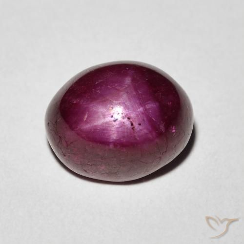Rubino stellato Rosso scuro naturale da 4.06 ct, Taglio ovale, Opaco