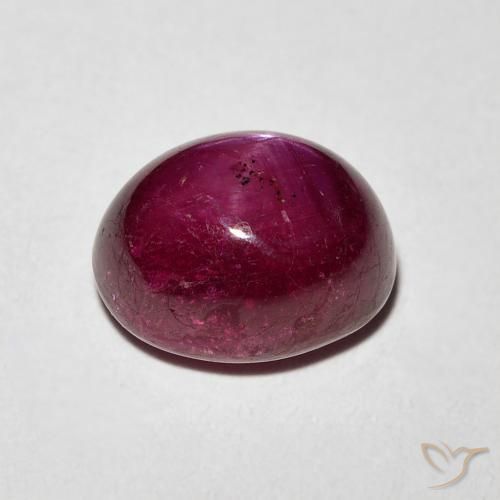 Rubino stellato Rosso scuro naturale da 4.06 ct, Taglio ovale, Opaco