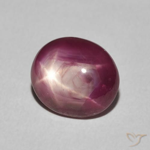 Rubino Stellato Medium Dark-Purple naturale da 3.94 ct, Ovale, Opaco
