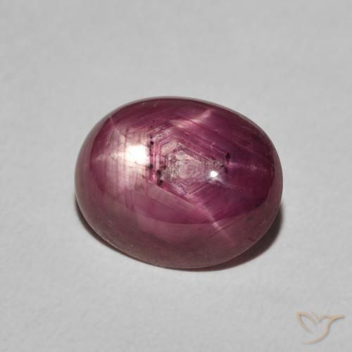 Rubino Stellato Viola rossastro naturale da 4.38 ct, Ovale, Opaco