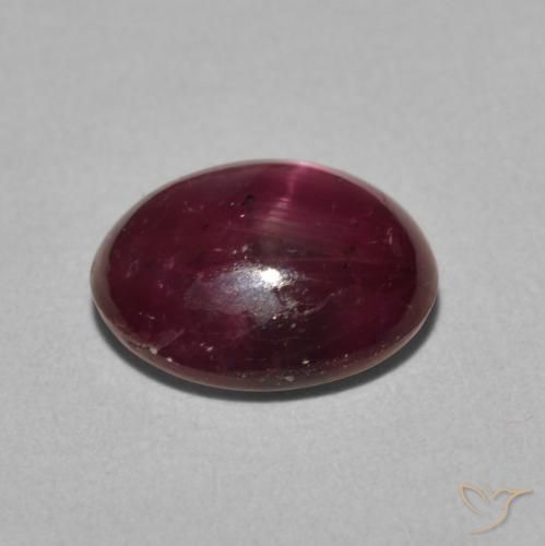 Rubino Stellato Rosso medio naturale da 4.54 ct, Ovale, Opaco